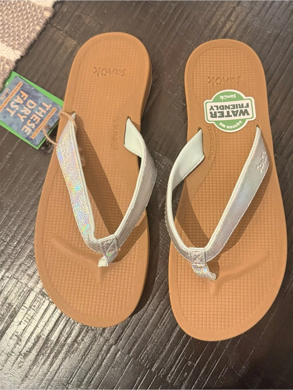 Sanuk Women’s Cosmic Shores Flip Flops Iridescent in Silver. Water Friendly - Picture 3 of 10